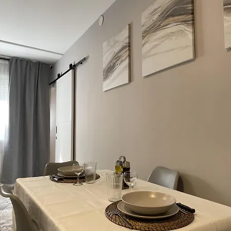 Apartamento Alojamiento En El Centro De