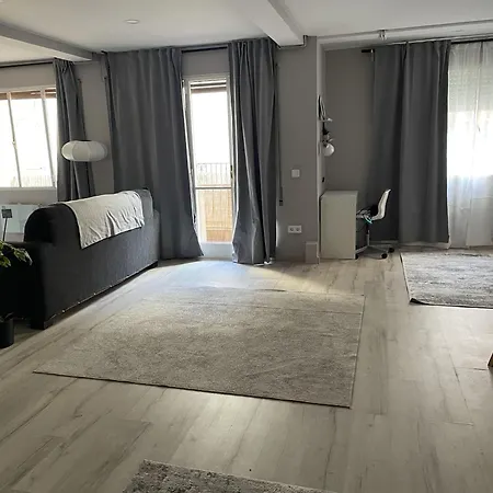 Apartamento Alojamiento En El Centro De *